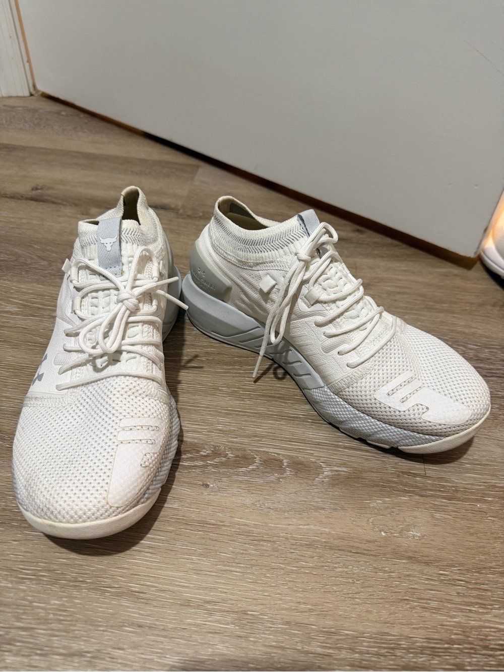 Under Armour Men's Cream/White Knit Training Sneakers